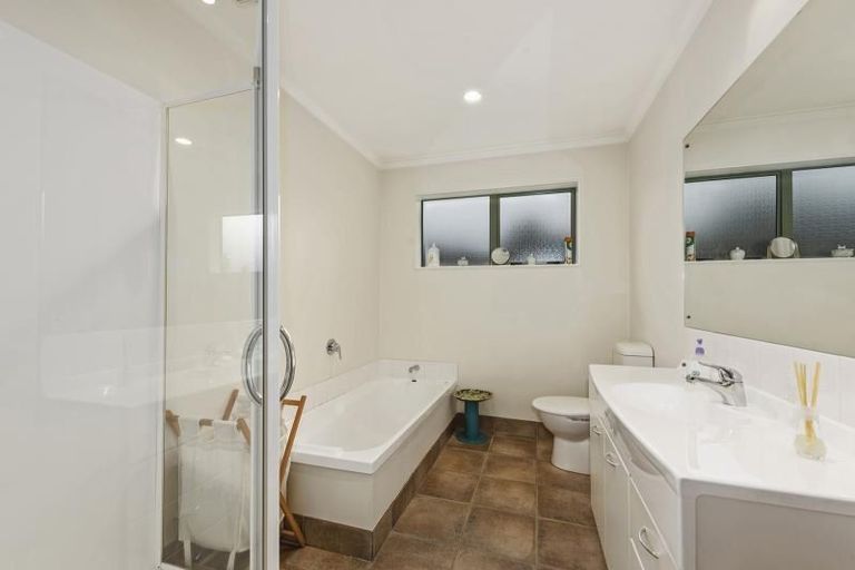 Photo of property in 10a Bracken Street, Wallaceville, Upper Hutt, 5018