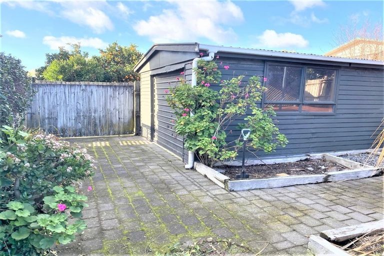 Photo of property in 23b Simpson Road, Papamoa Beach, Papamoa, 3118