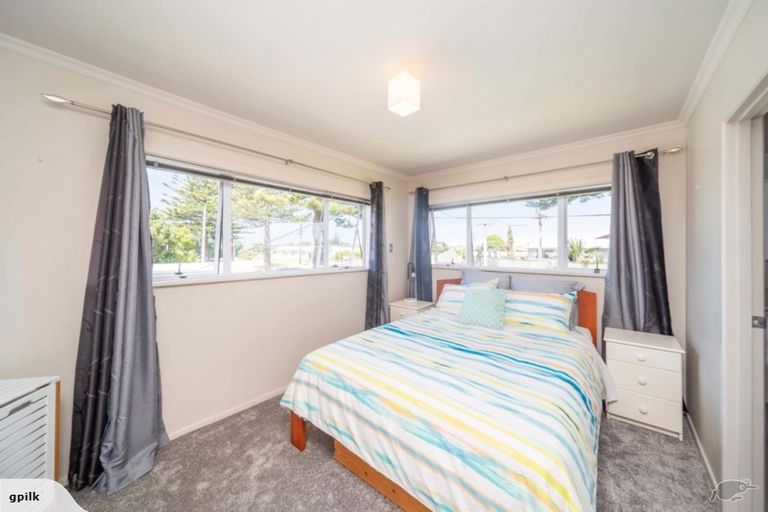 Photo of property in 20 Battiscombe Terrace, Waitara, 4320