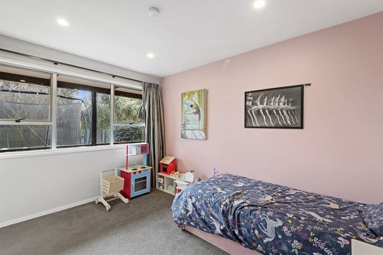 Photo of property in 292 Keyes Road, New Brighton, Christchurch, 8083