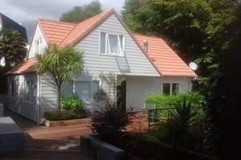 Photo of property in 73 Resolution Road, Welcome Bay, Tauranga, 3112