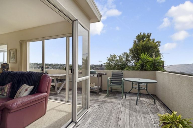 Photo of property in 20a Alton Avenue, Hillcrest, Auckland, 0627