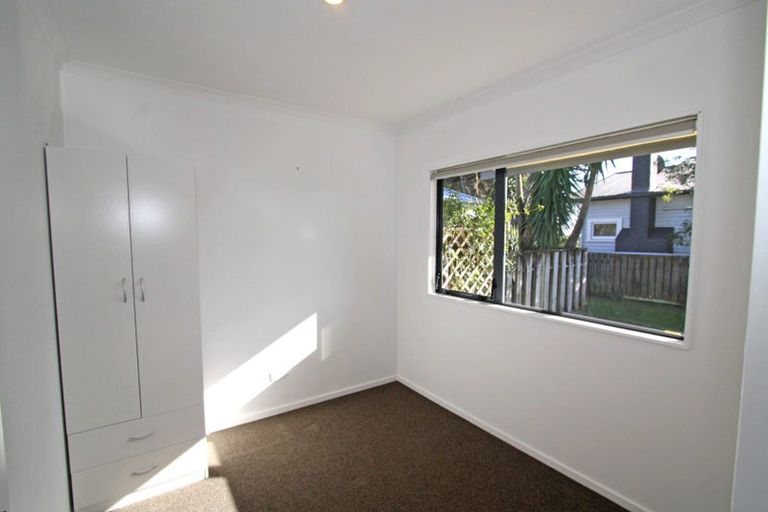 Photo of property in 409 Carrington Street, Upper Vogeltown, New Plymouth, 4310