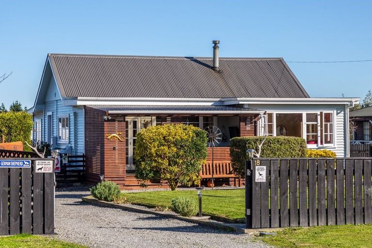 Photo of property in 18 Esther Street, Martinborough, 5711