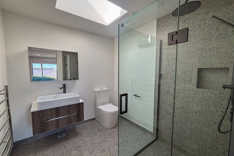 Photo of property in 2/149 Edgeware Road, St Albans, Christchurch, 8014