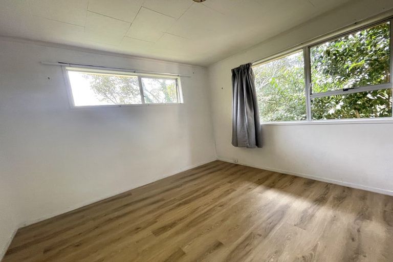 Photo of property in 5 Eagleson Street, Northcross, Auckland, 0632
