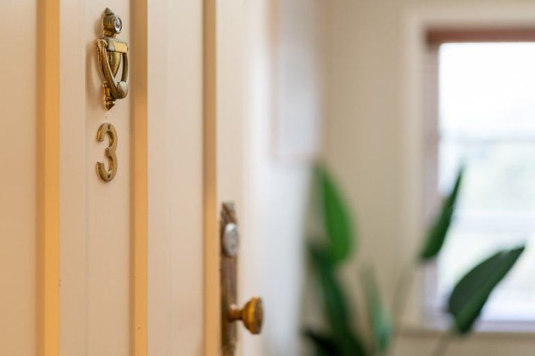 Photo of property in 3/7 Stowe Hill, Thorndon, Wellington, 6011