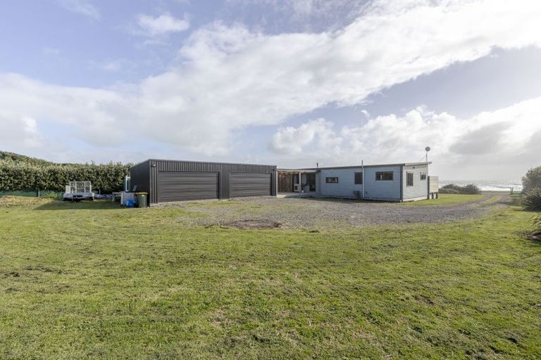 Photo of property in 428 Coast Road, Warea, New Plymouth, 4381
