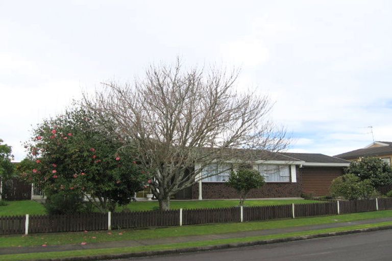 Photo of property in 4 Sandalwood Drive, Dinsdale, Hamilton, 3204