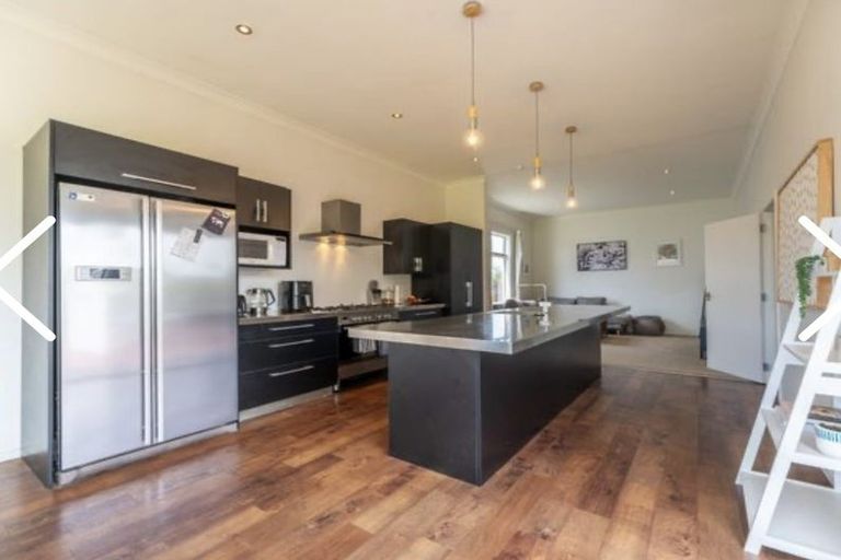 Photo of property in 39 Raymond Street, West End, Timaru, 7910