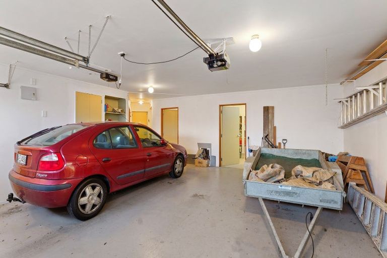 Photo of property in 14 Bell Street, Otaki, 5512