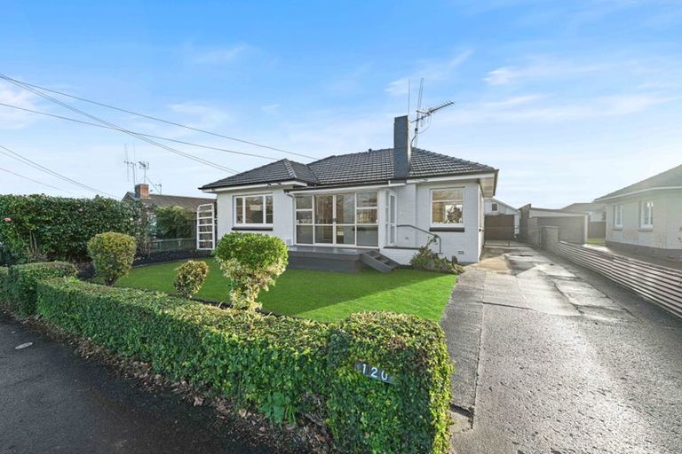 Photo of property in 120 Rifle Range Road, Dinsdale, Hamilton, 3204