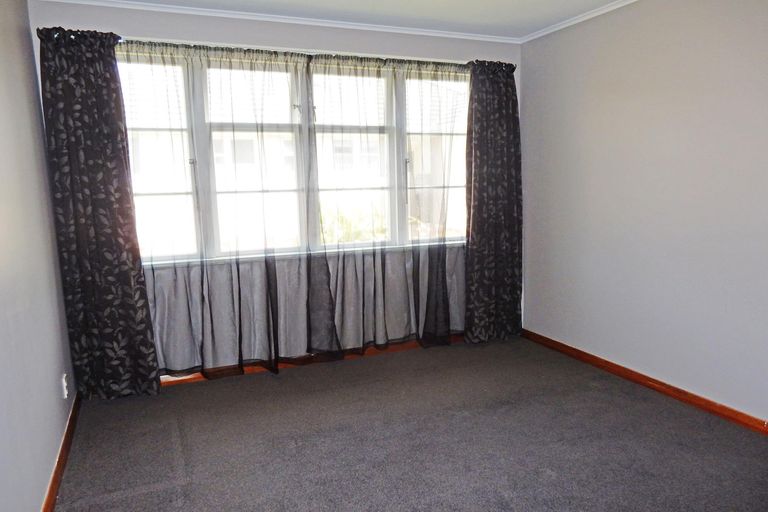 Photo of property in 12 Harlech Street, Oamaru North, Oamaru, 9400