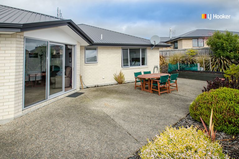 Photo of property in 28 Severn Street, Green Island, Dunedin, 9018