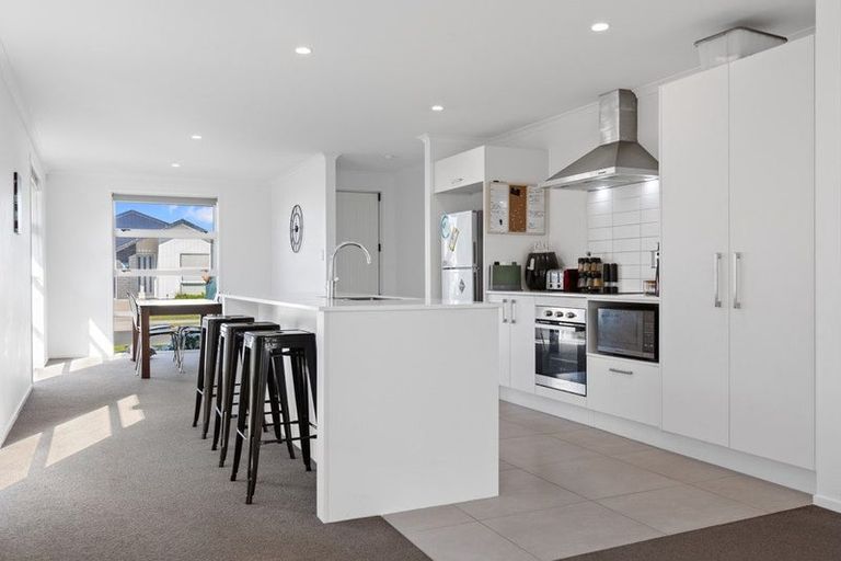 Photo of property in 9 Te Wharo Drive, Papamoa, 3118