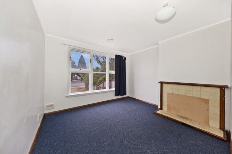 Photo of property in 2/45 Dickson Crescent, Hornby, Christchurch, 8042