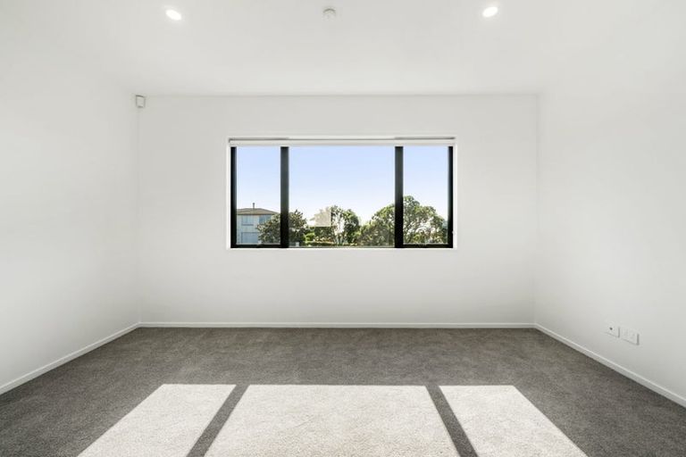 Photo of property in 2 Kakahi Road, Beachlands, 2018
