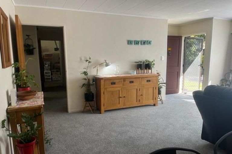 Photo of property in 2/5 Princes Street, Kensington, Whangarei, 0112