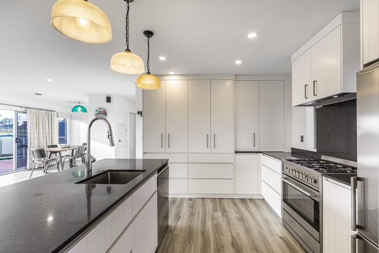 Photo of property in 7 Goble Road, Clarks Beach, Pukekohe, 2679