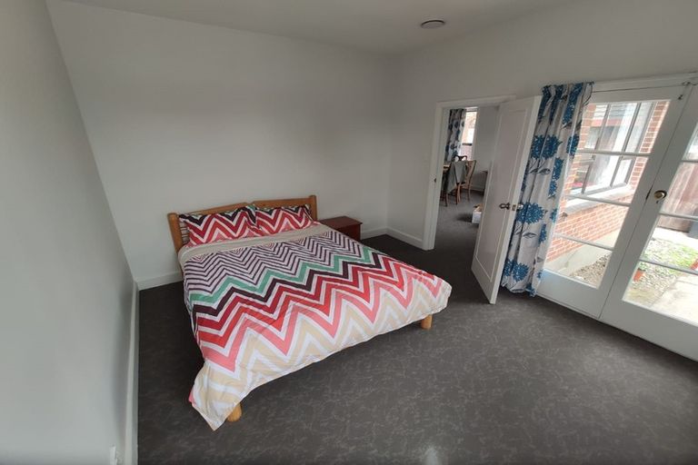 Photo of property in 2/15 Waimairi Road, Upper Riccarton, Christchurch, 8041