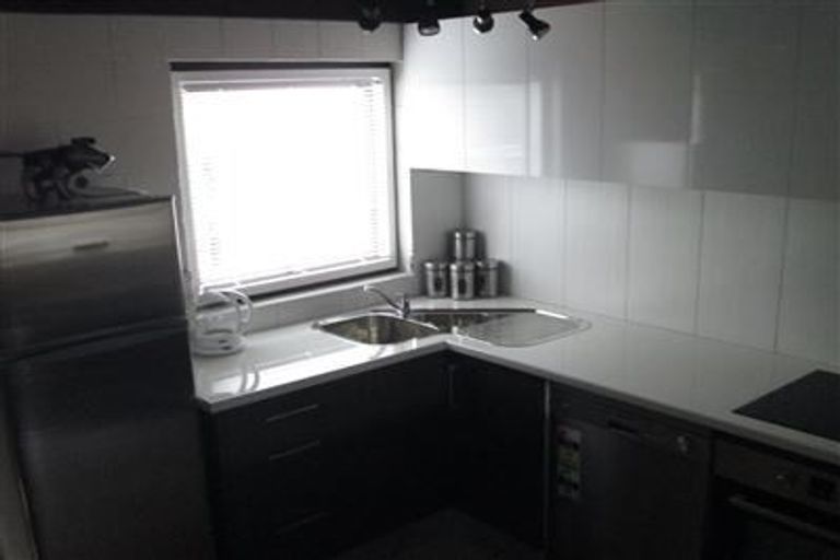 Photo of property in 1/33 Newbridge Place, Ilam, Christchurch, 8041