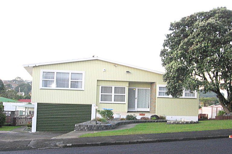 Photo of property in 8 Lynmore Drive, Hillpark, Auckland, 2102