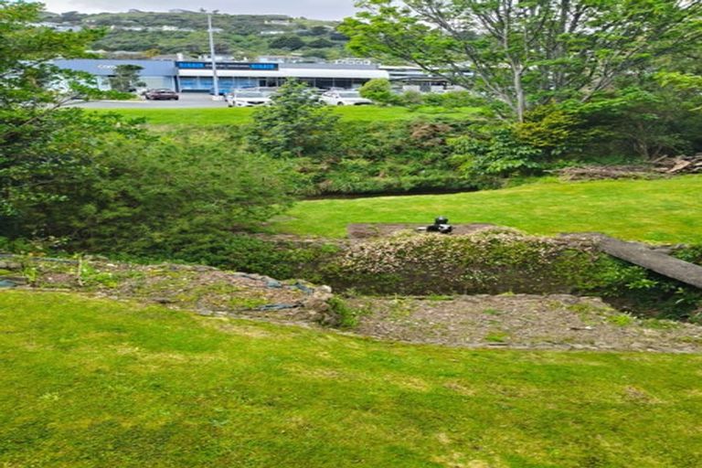 Photo of property in 72 Oxford Street, Tawa, Wellington, 5028