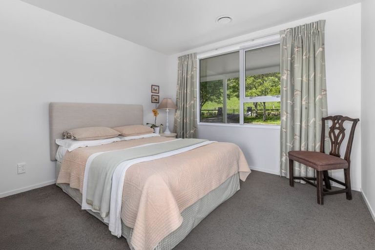 Photo of property in 86 Emerald Glen Road, Paekakariki, 5032