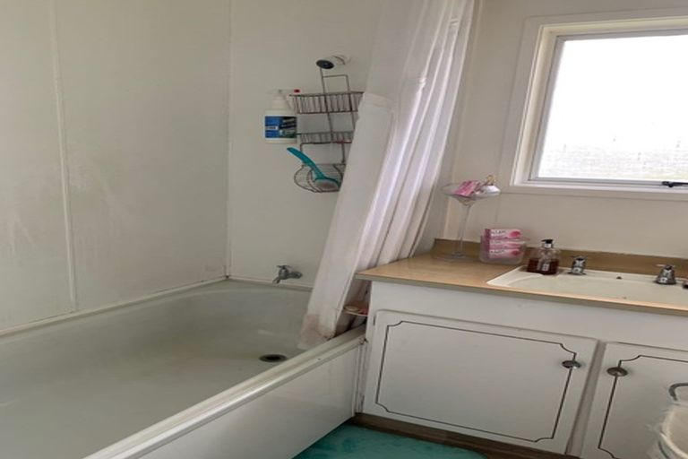 Photo of property in 15a Kaka Street, Western Heights, Rotorua, 3015