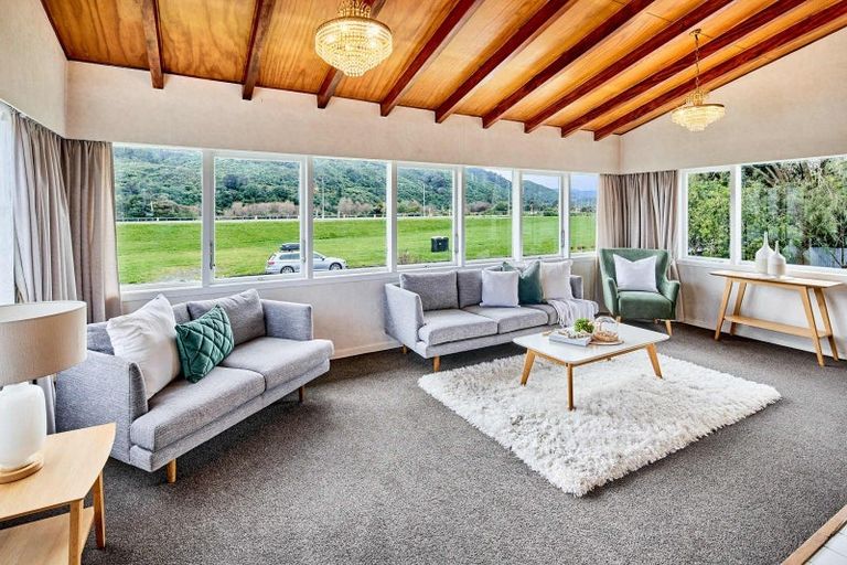 Photo of property in 3 Mcleod Street, Elderslea, Upper Hutt, 5018