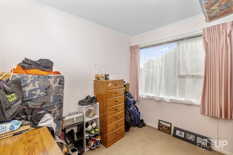 Photo of property in 30 Manuka Road, Glenfield, Auckland, 0629