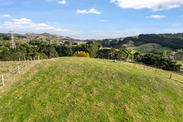 Photo of property in 105a Bradey Road, Pauatahanui, Porirua, 5381