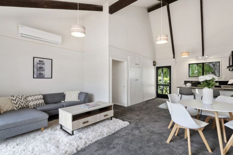 Photo of property in 7/178 Main North Road, Redwood, Christchurch, 8051