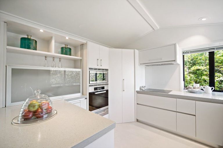 Photo of property in 1/33 Argo Drive, Half Moon Bay, Auckland, 2012