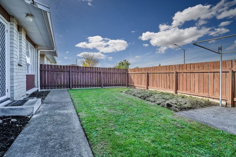 Photo of property in 3/302 Sylvan Road, Parkvale, Hastings, 4122