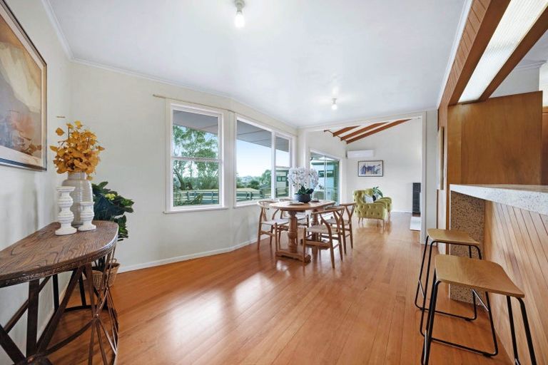 Photo of property in 22 Andrew Road, Howick, Auckland, 2010