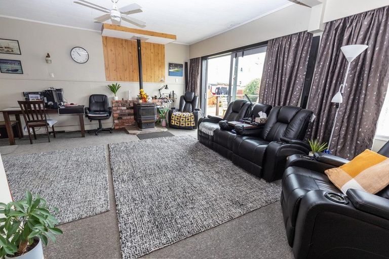 Photo of property in 36 Reid Street, Blaketown, Greymouth, 7805