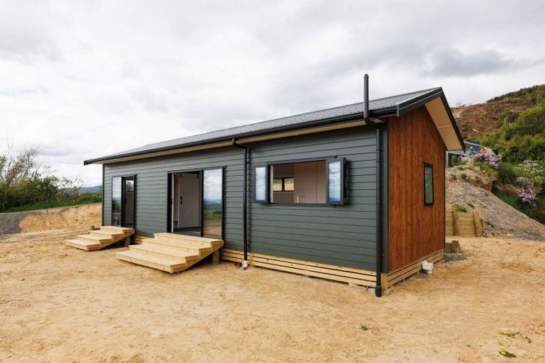 Photo of property in 323 Ngahere Park Road, Turitea, Palmerston North, 4472