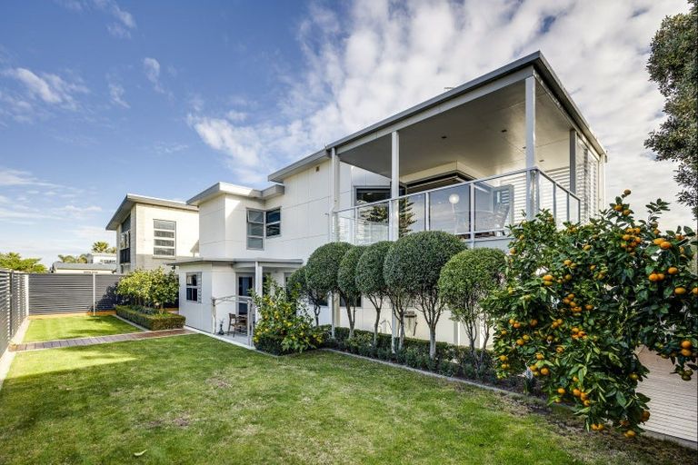 Photo of property in 84 Te Awa Avenue, Te Awa, Napier, 4110