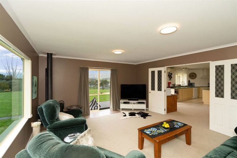 Photo of property in 6 Riveredge Terrace, Ohau, Levin, 5570