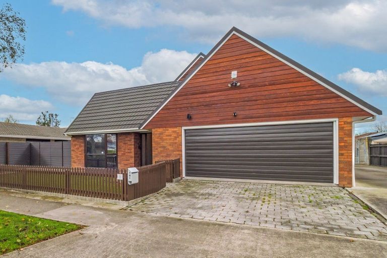 Photo of property in 181 Amberley Avenue, Highbury, Palmerston North, 4412