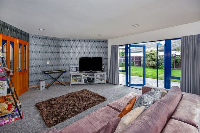 Photo of property in 7 Fairway Drive, Shirley, Christchurch, 8061