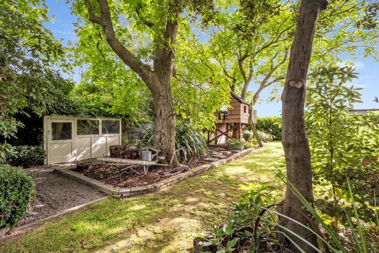 Photo of property in 720 Christchurch Akaroa Road, Tai Tapu, 7672