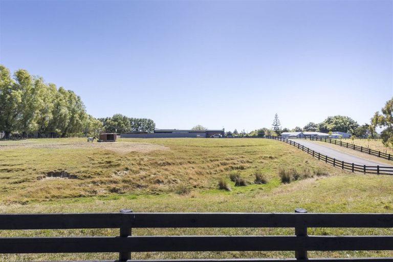 Photo of property in 20 Tula Lane, Kelvin Grove, Palmerston North, 4470