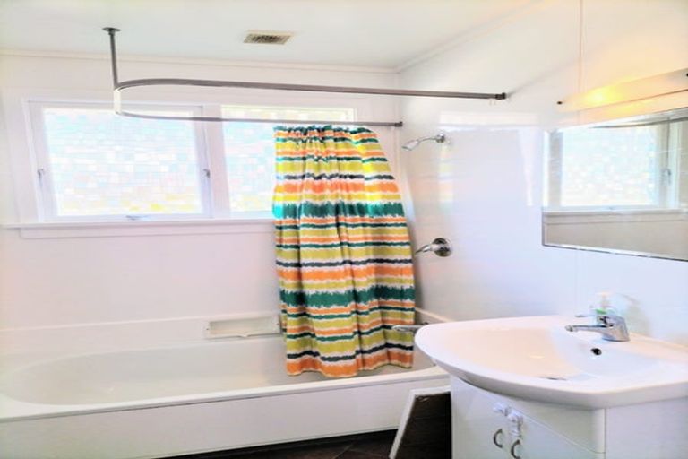Photo of property in 115b London Street, Dunedin Central, Dunedin, 9016