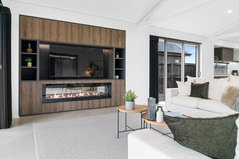 Photo of property in 21 Finstock Way, Rolleston, 7614