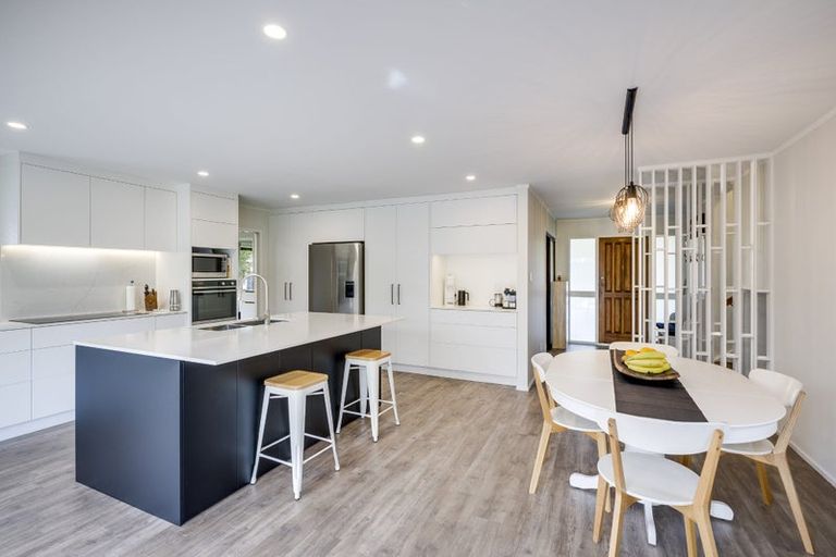 Photo of property in 1 Ewan Place, Taradale, Napier, 4112