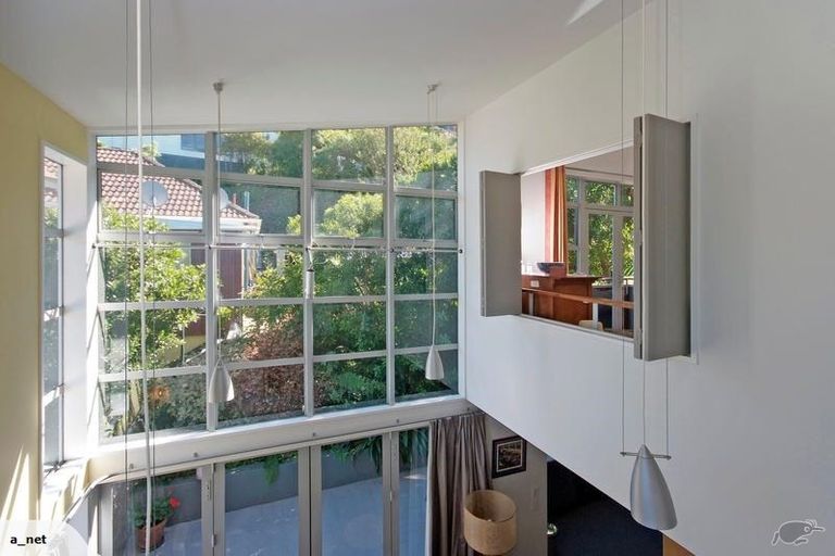 Photo of property in 94b Onslow Road, Khandallah, Wellington, 6035