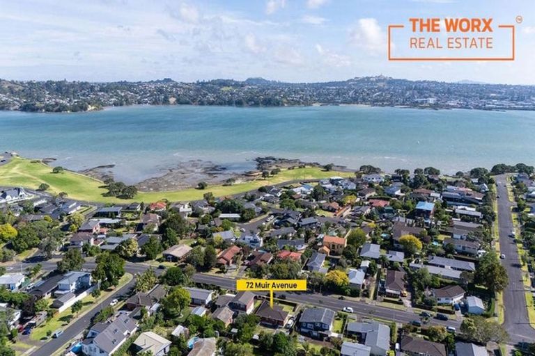 Photo of property in 72 Muir Avenue, Mangere Bridge, Auckland, 2022