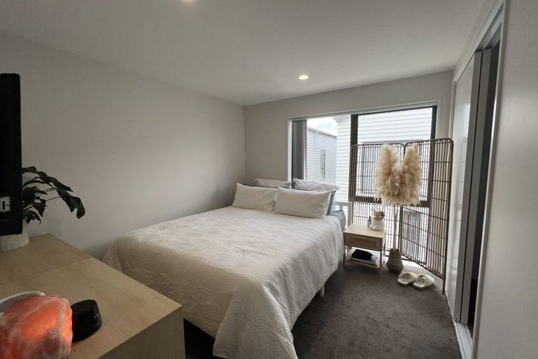 Photo of property in 5/21 Akoranga Drive, Northcote, Auckland, 0627